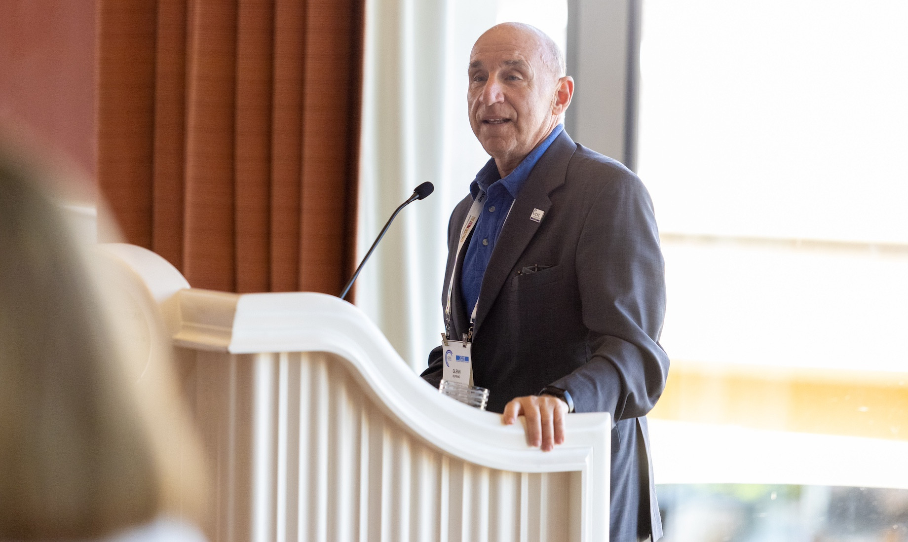 At the ICSC Foundation reception at ICSC LAS VEGAS in May 2023, Glenn Rufrano, then ICSC chair, welcomed ICSC Foundation dono