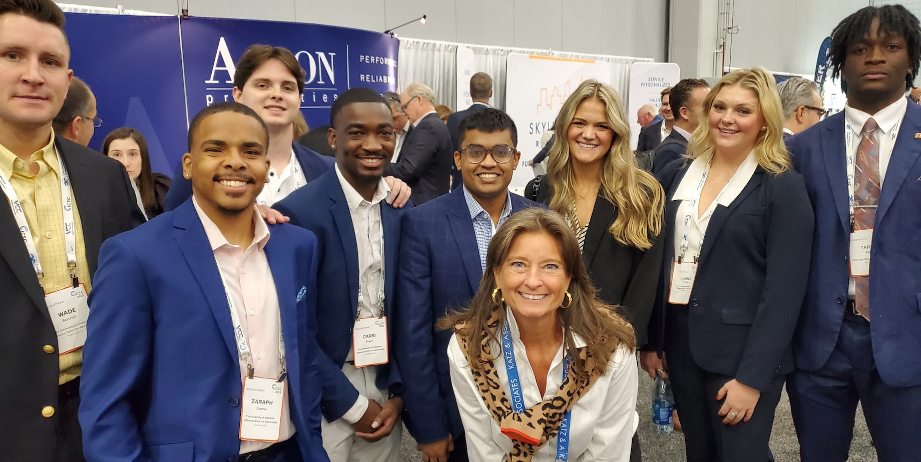 Katz & Associates’ Julie Gardner, front, with University of Alabama students at ICSC@SOUTHEAST in Atlanta
