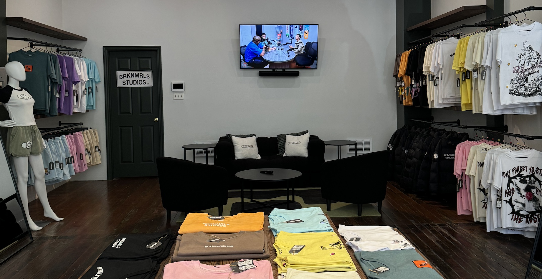As part of the Cincinnati’s Main Street Pop-Up program, Brknmrls, a seller of “streetwear with a message,” has opened a pop-u