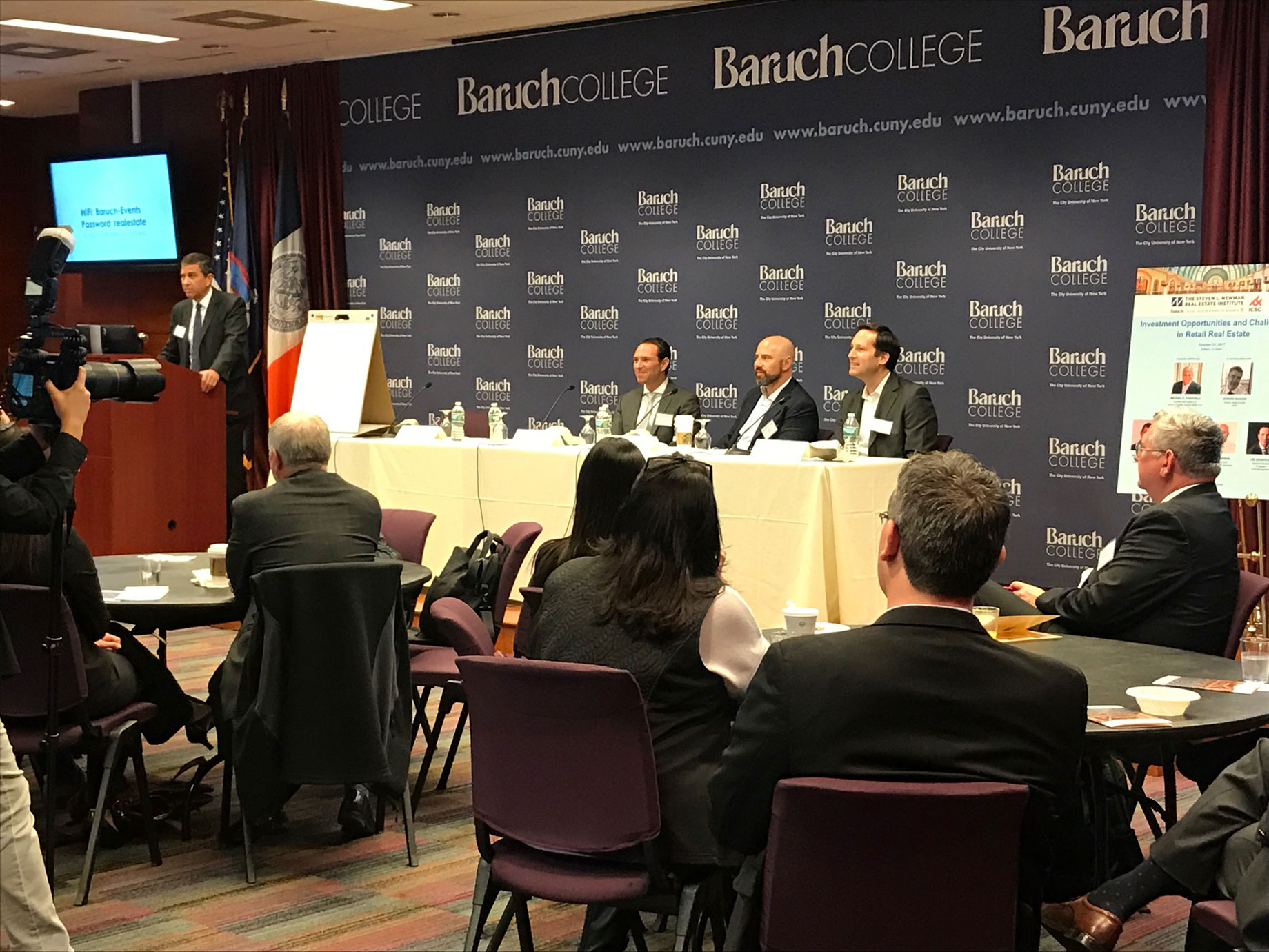 Hutensky Capital Partners' Brad M. Hutensky (far left) moderated a panel discussion including JP Morgan Asset Management