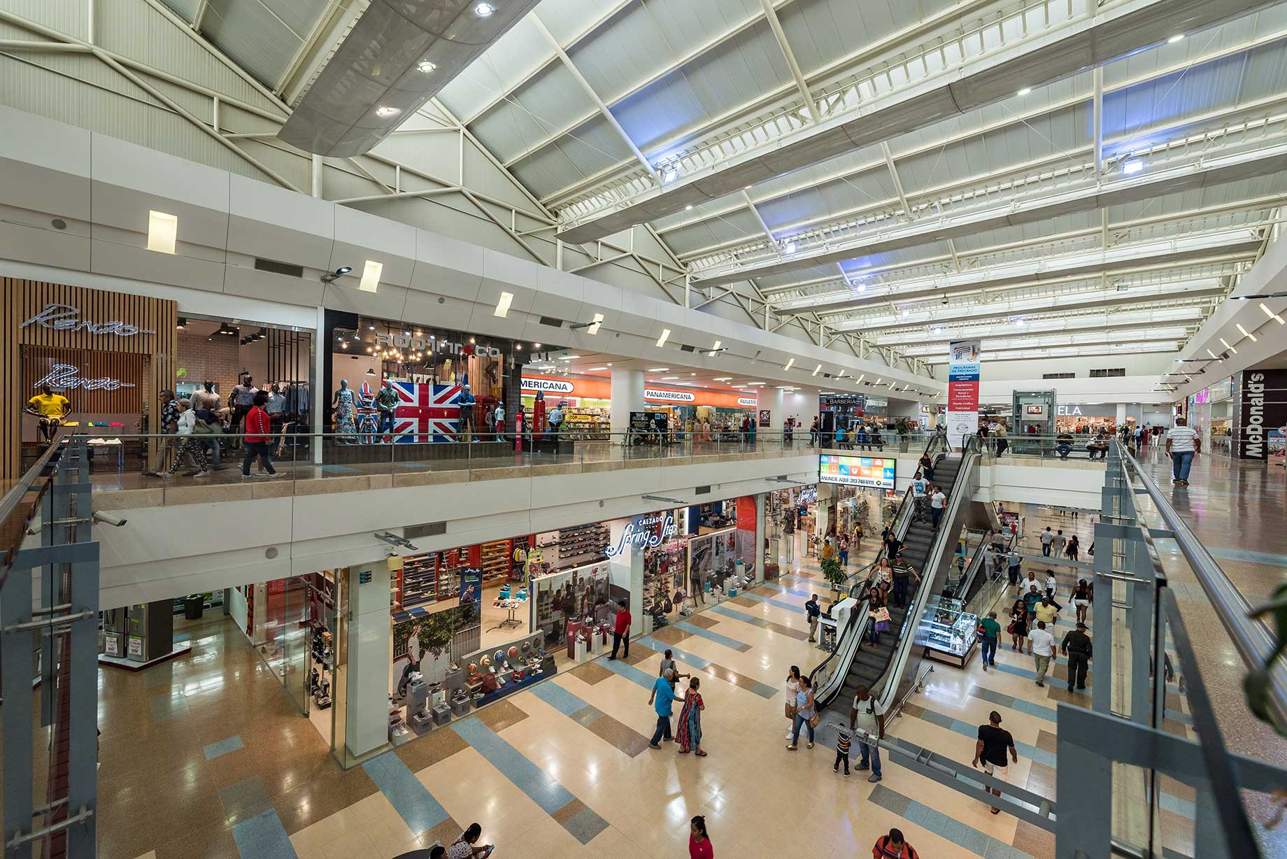 Caribe Plaza atrae tanto a locales como a turistas