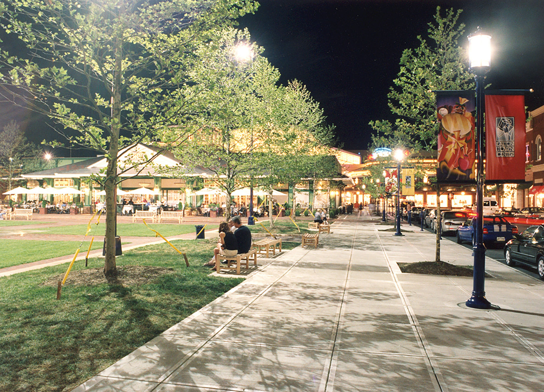What do shoppers want from their centers? Good food and green space — both abundant at Easton Town Center, Columbus, Ohio
