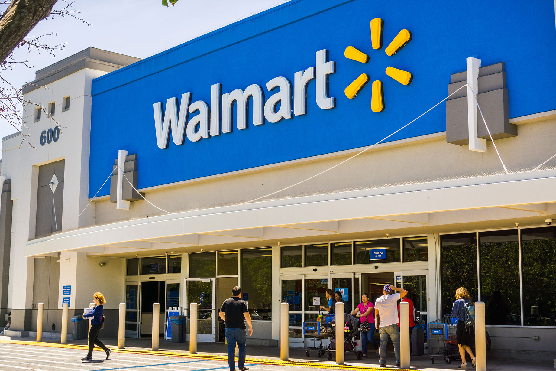 Sales for Traditional and Discount Department Stores sector dropped by 6.9 percent