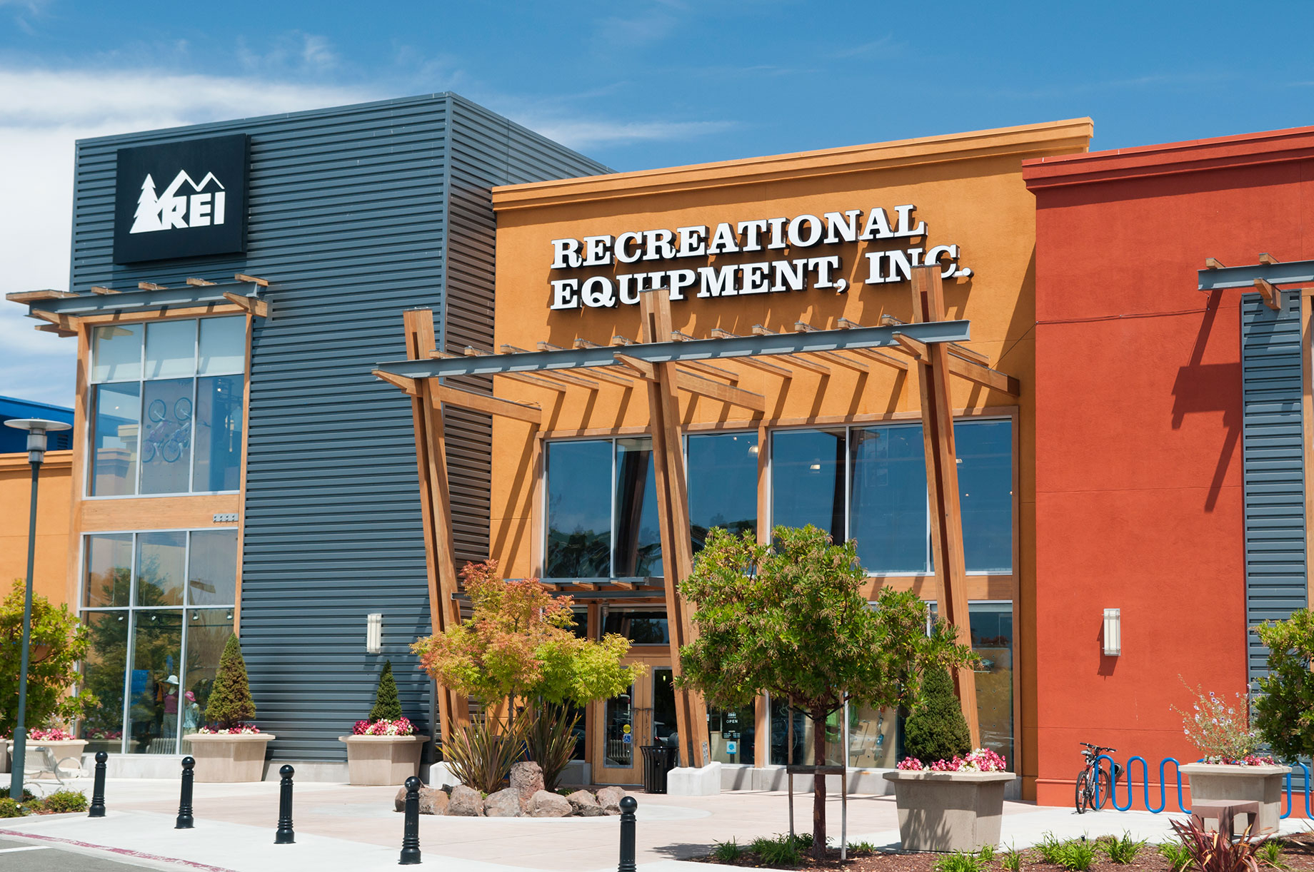 REI permits the rental of fancy tents and other gear that customers do not need to own