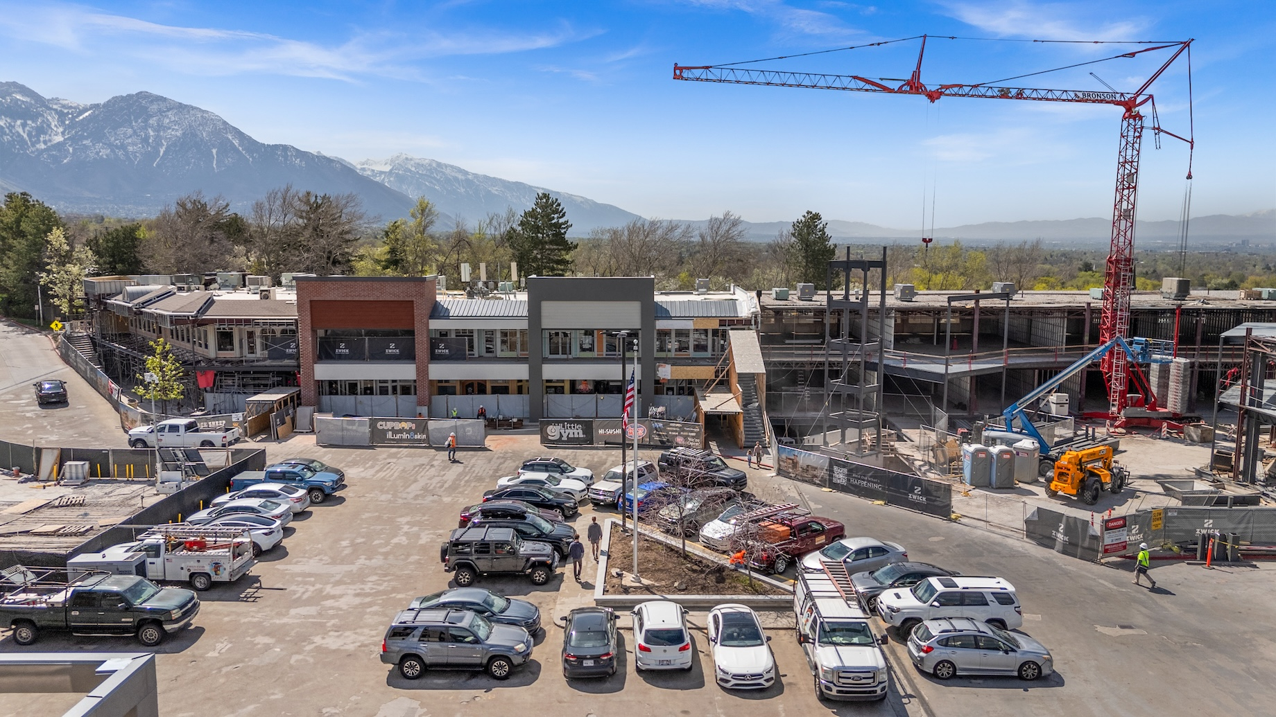 Service tenants like The UPS Store and Kumon math and reading educational center are part of the mix as Asana reimagines and 