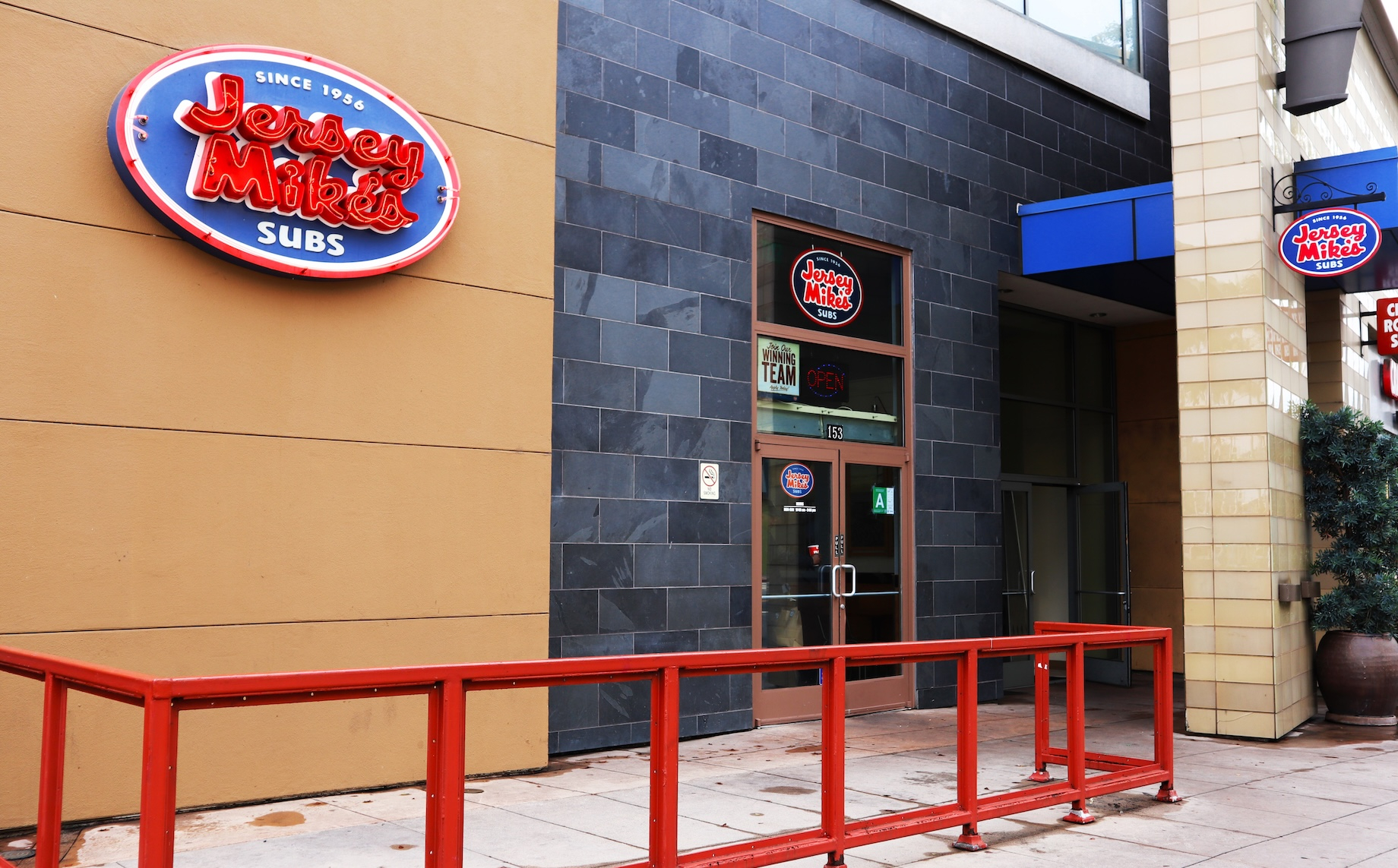 Jersey Mike’s Subs is U.S. customers’ top-ranked quick-service restaurant for customer satisfaction.