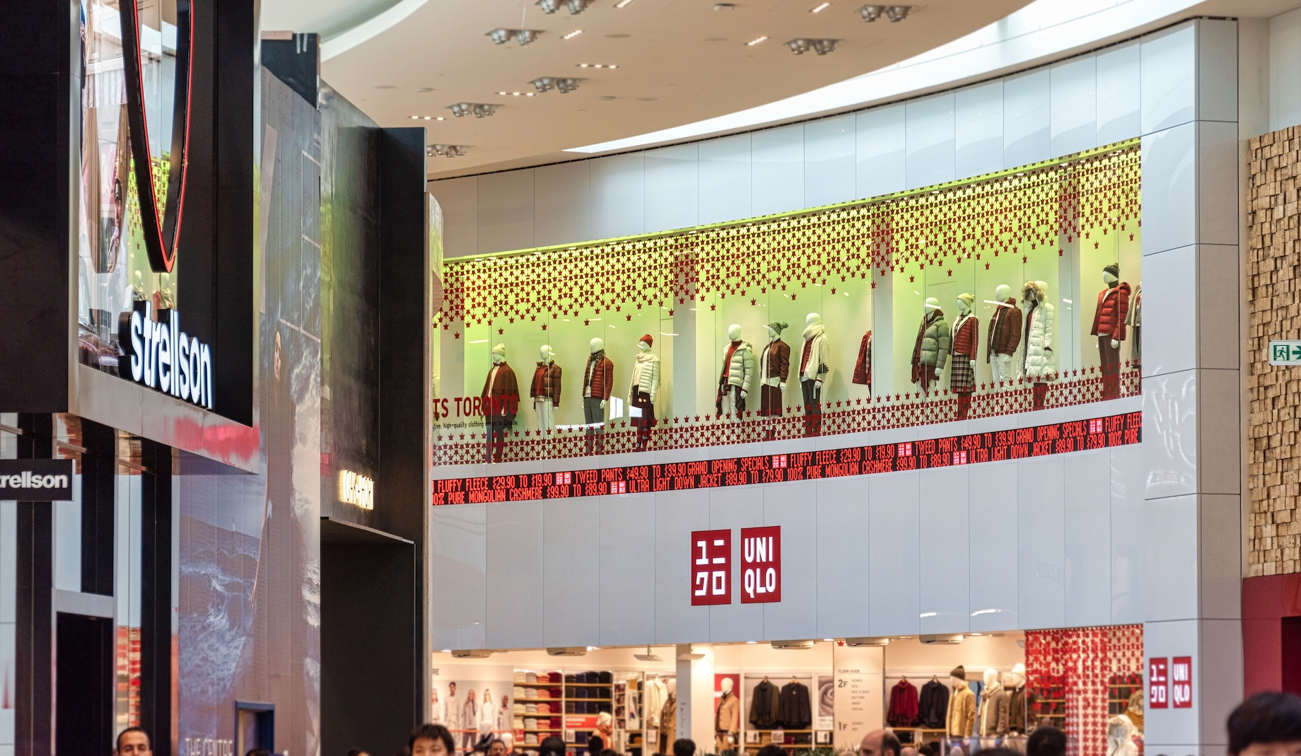 Uniqlo in Toronto’s Yorkdale mall
