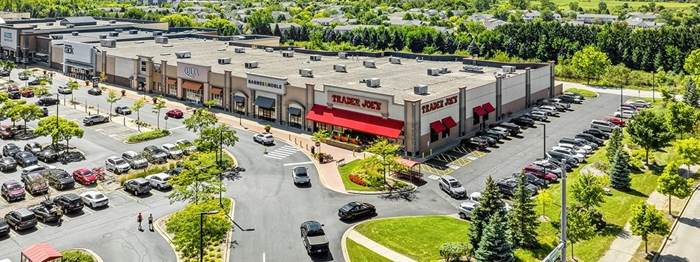 Red Mountain Group sold Illinois’ Algonquin Commons in Algonquin, Illinois.