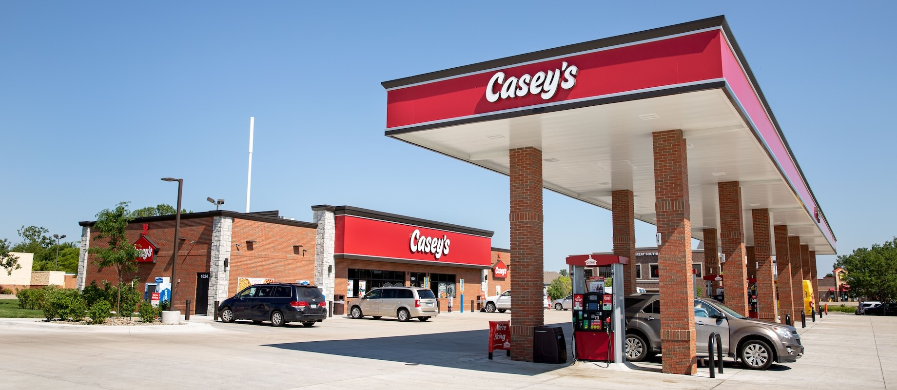 Casey’s is plotting growth of its footprint through acquisitions and new builds.