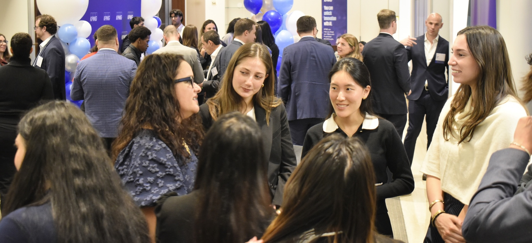 Undergraduate students gathered on Nov. 10 at Blackstone’s and KMPG’s offices in New York City for an ICSC Foundation case st
