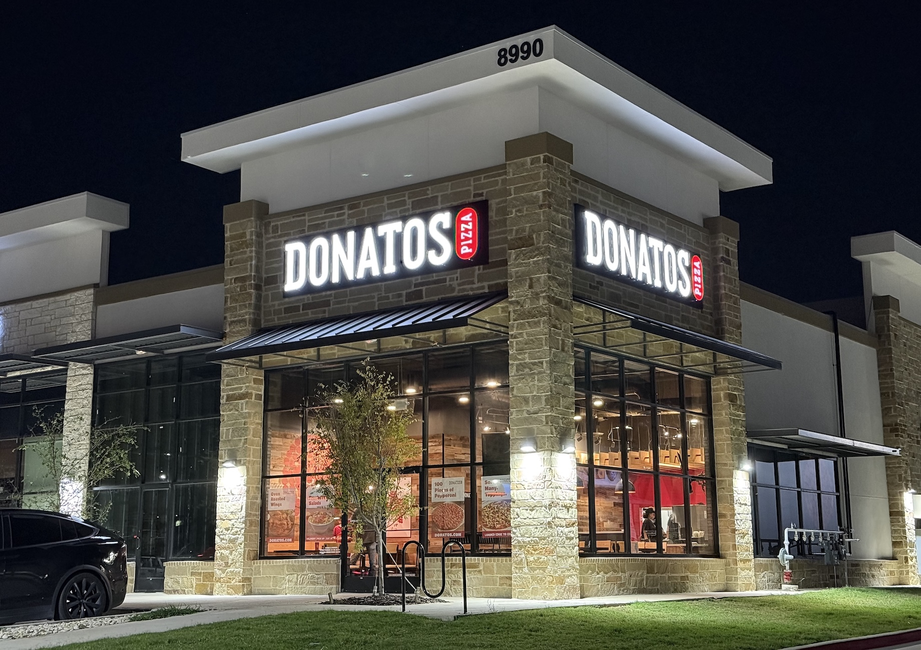 Donatos Pizza opened its first Texas restaurant in Frisco, a Dallas-Fort Worth suburb, in 2024.