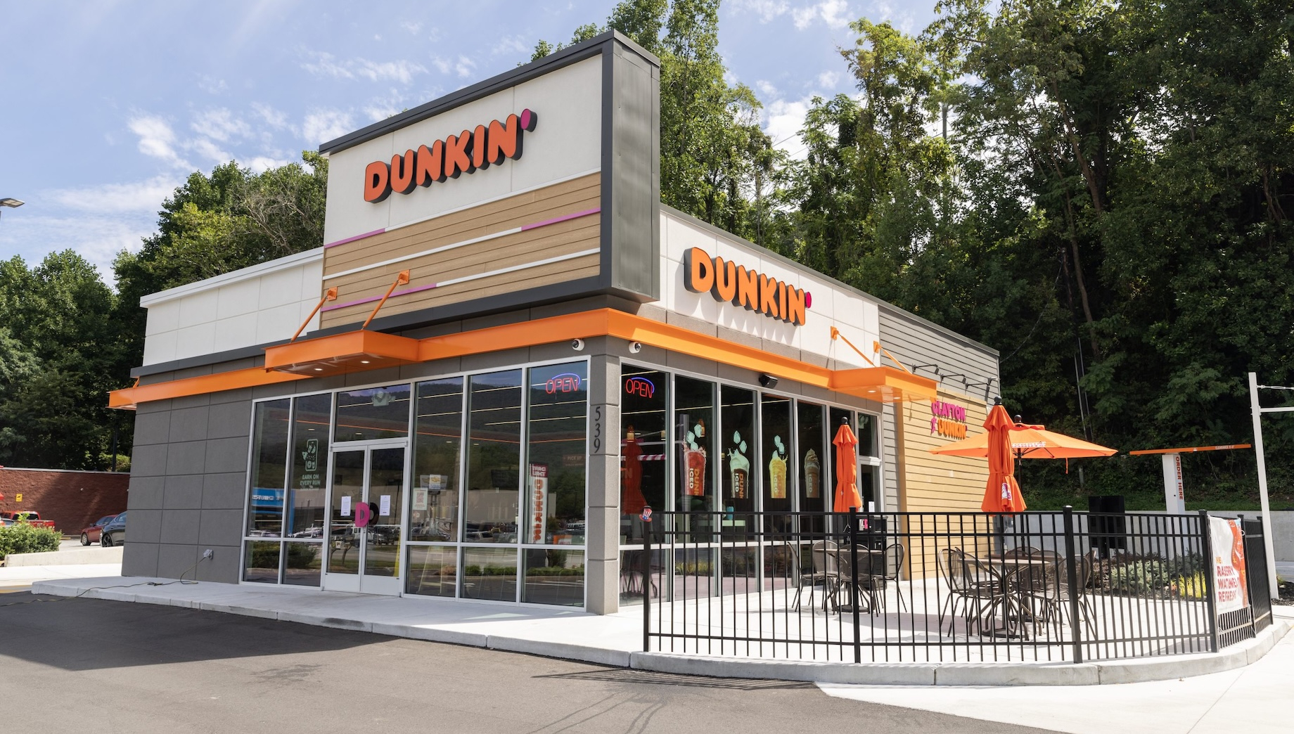 Hundreds of Dunkin’ stores are coming to Canada, with the first set to open late this year or early next year.