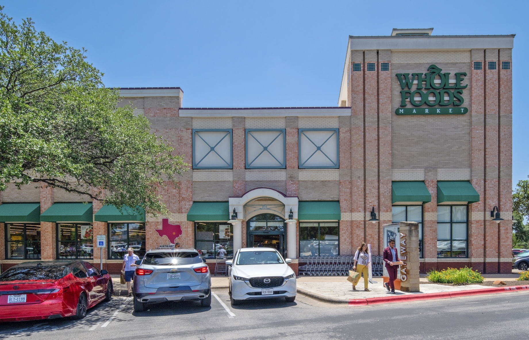 Edens owns 93 open-air and mixed-use properties in the U.S., including the Whole Foods-anchored Gateway Shopping Center in Au