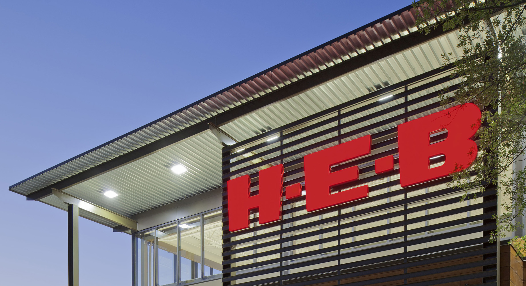 H-E-B is among the anchor tenants in Blackstone’s newly purchased 16-property portfolio.