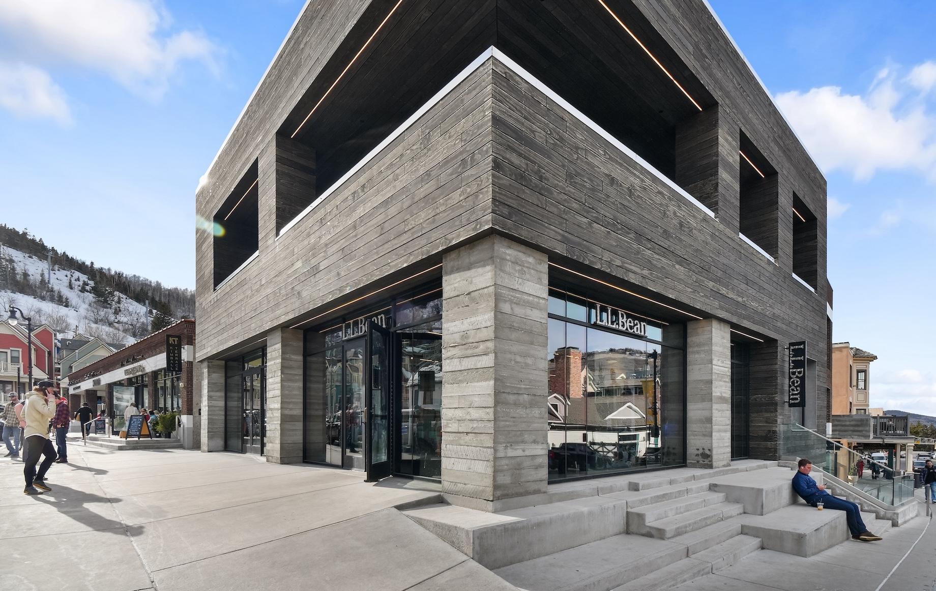 Calmwater Capital provided short-term bridge debt to Stanton Road Capital for 675 Main St., known as Kimball on Main, in Park