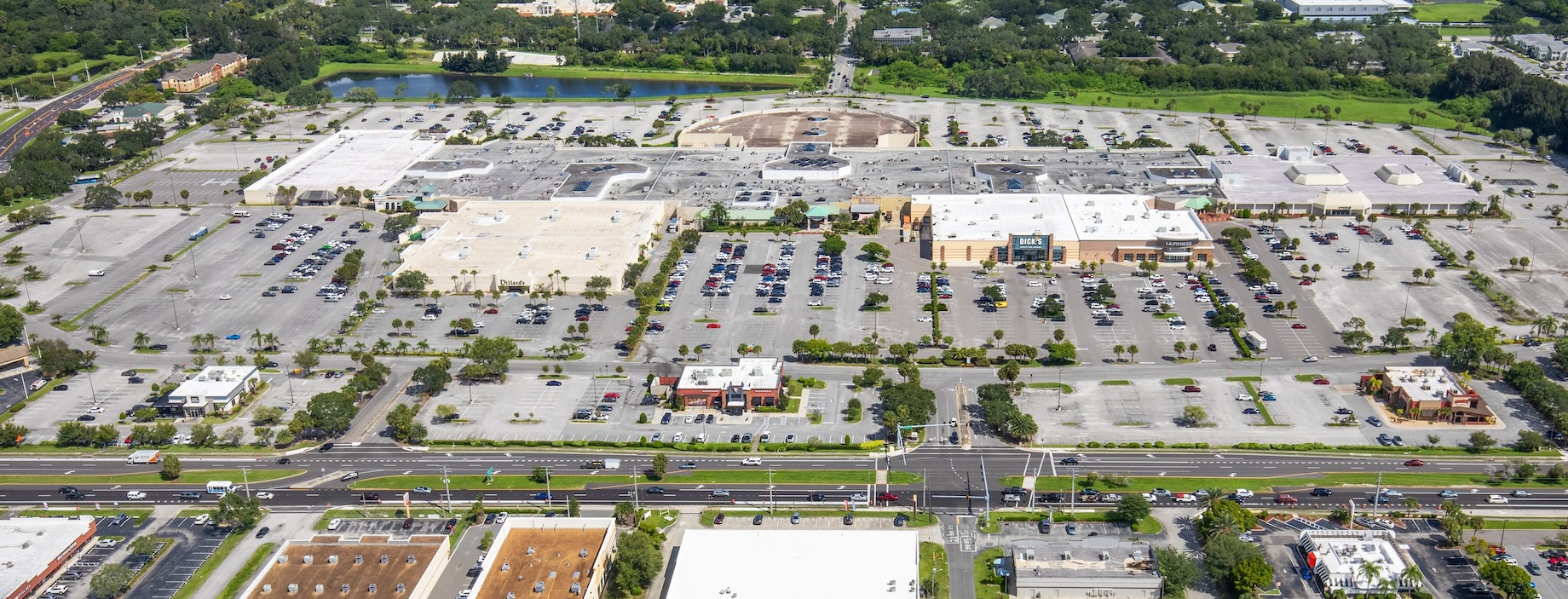 Second Horizon Capital bought the 710,000-square-foot Melbourne Square in Florida and will reinvest in the property.