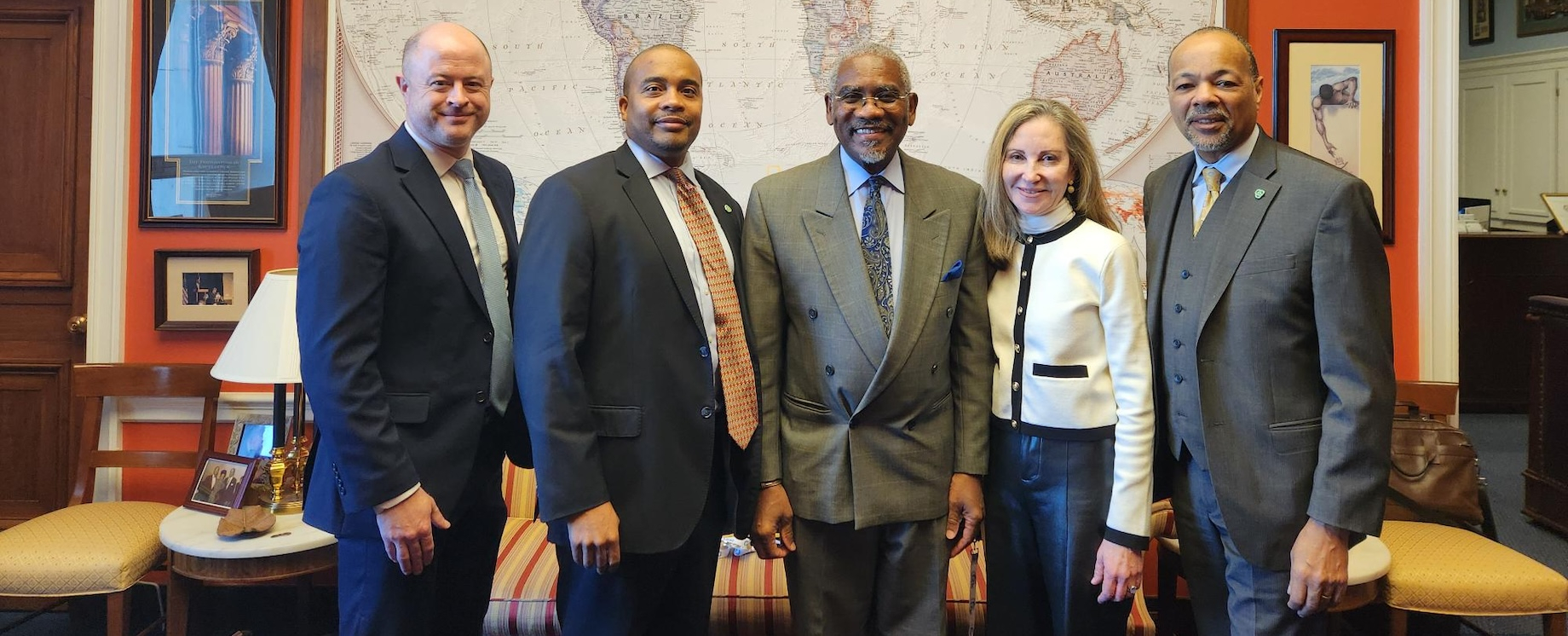 During the 2025 ICSC Federal Fly-In, Sinreich visited the office of U.S. Rep Gregory Meeks, center, with, from left to right,