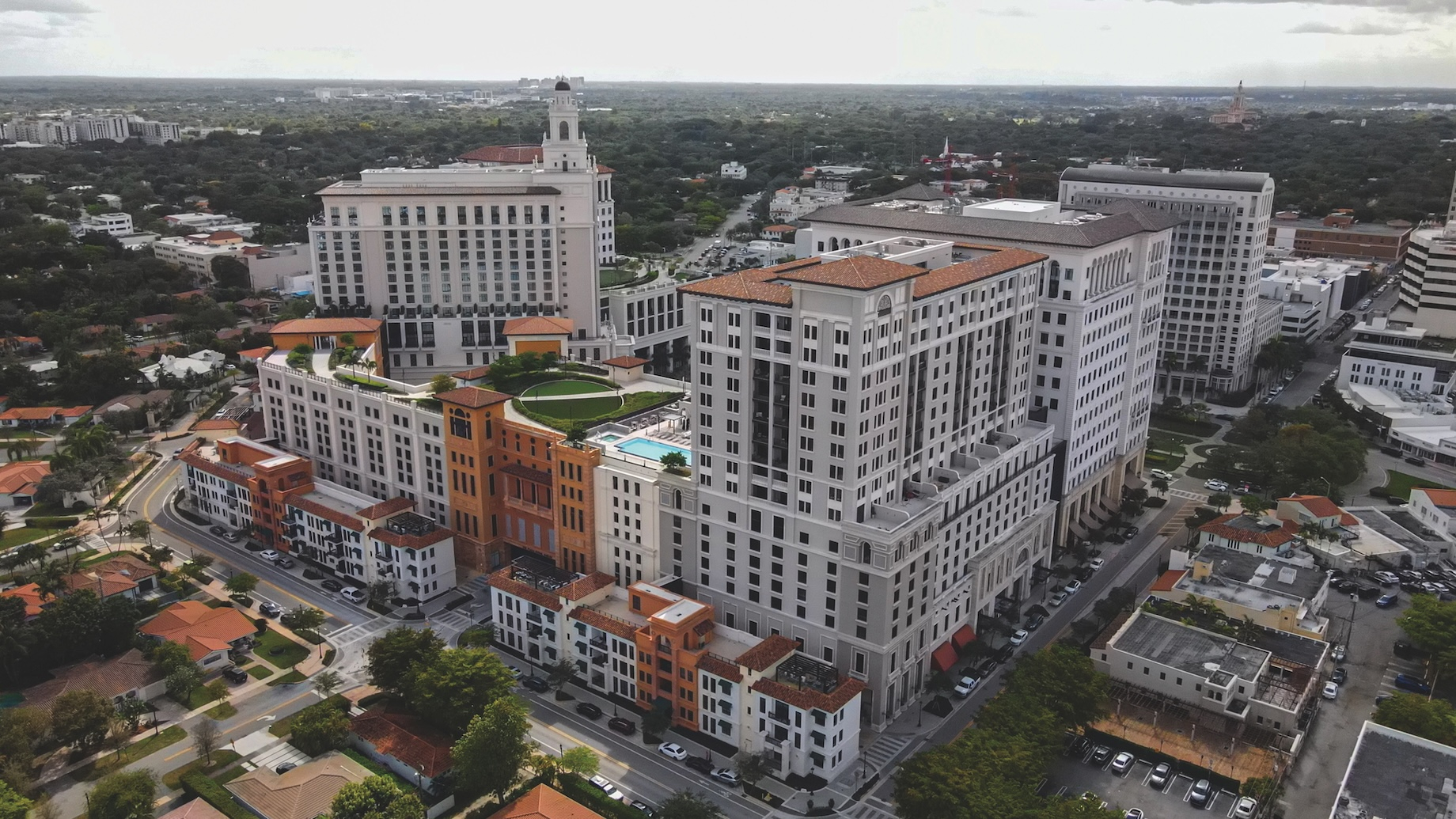 JLL Lifestyle Property Management markets mixed-use properties like Florida’s Plaza at Coral Gables holistically, using consi