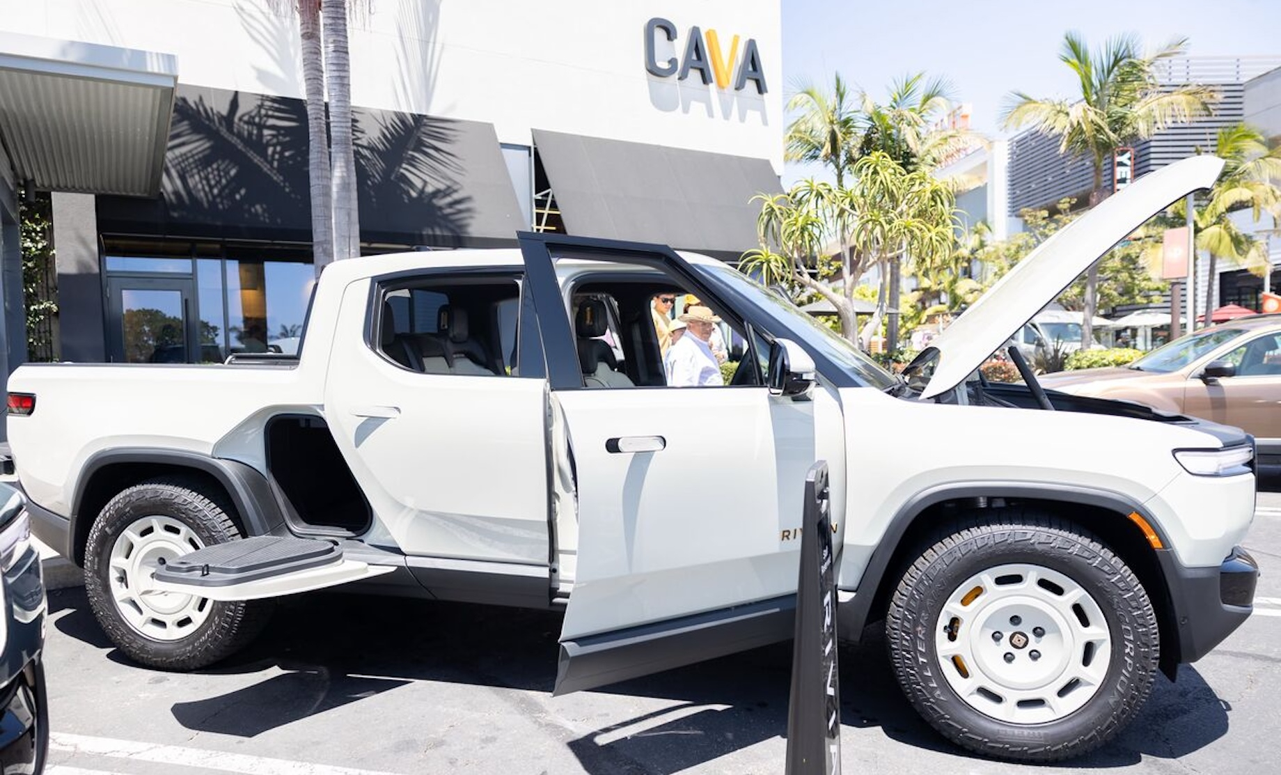 Federal is expanding relationships with electric vehicle makers like Rivian from the traditional parking lot chargers to oppo