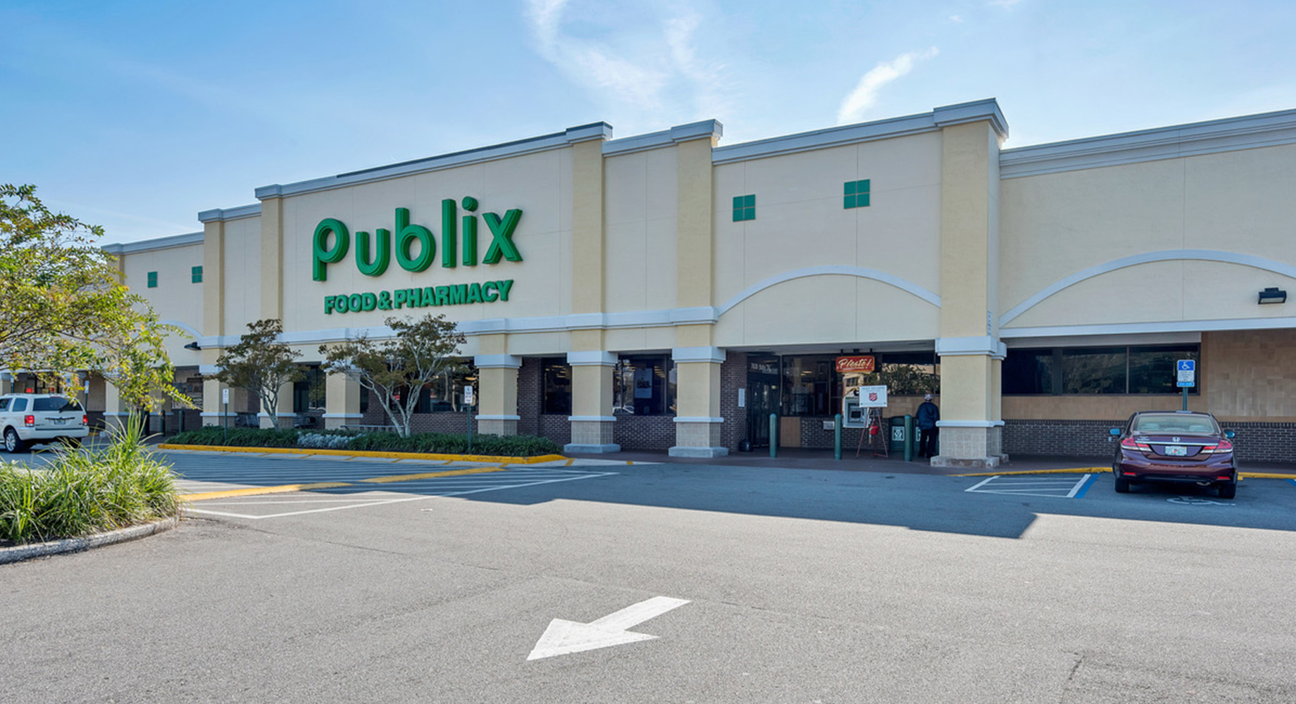 Brixmor has agreed to acquire interests in 23 grocery-anchored properties from Slate Grocery REIT, including Jacksonville, Fl
