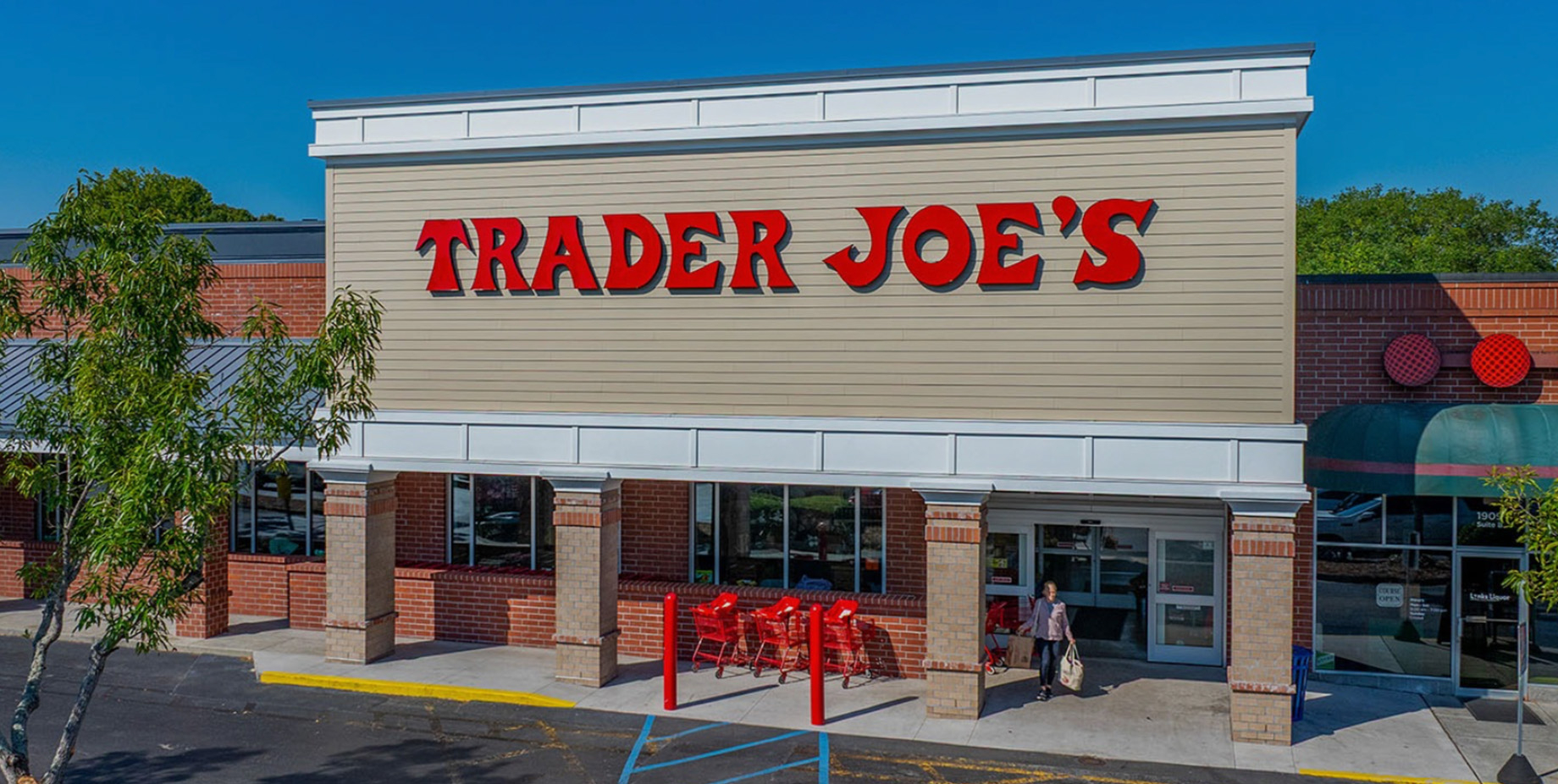 Trader Joe’s anchors InvenTrust’s recently acquired Sweetgrass Corner in Mount Pleasant, South Carolina.
