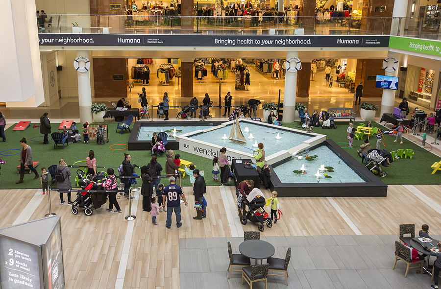Wendella Boats sponsored a park-like play space at Pacific Retail Capital Partners’ Yorktown Center in suburban Chicago