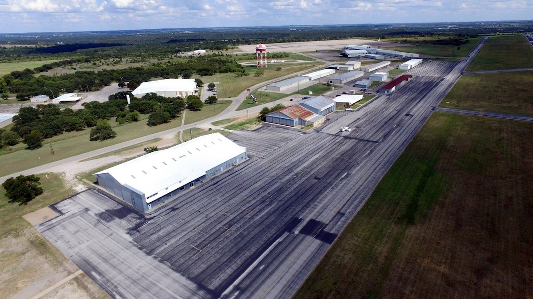 The Mineral Wells airport sits to the southwest of the 17,000-person city. On behalf of the city, Paslay Group is developing 