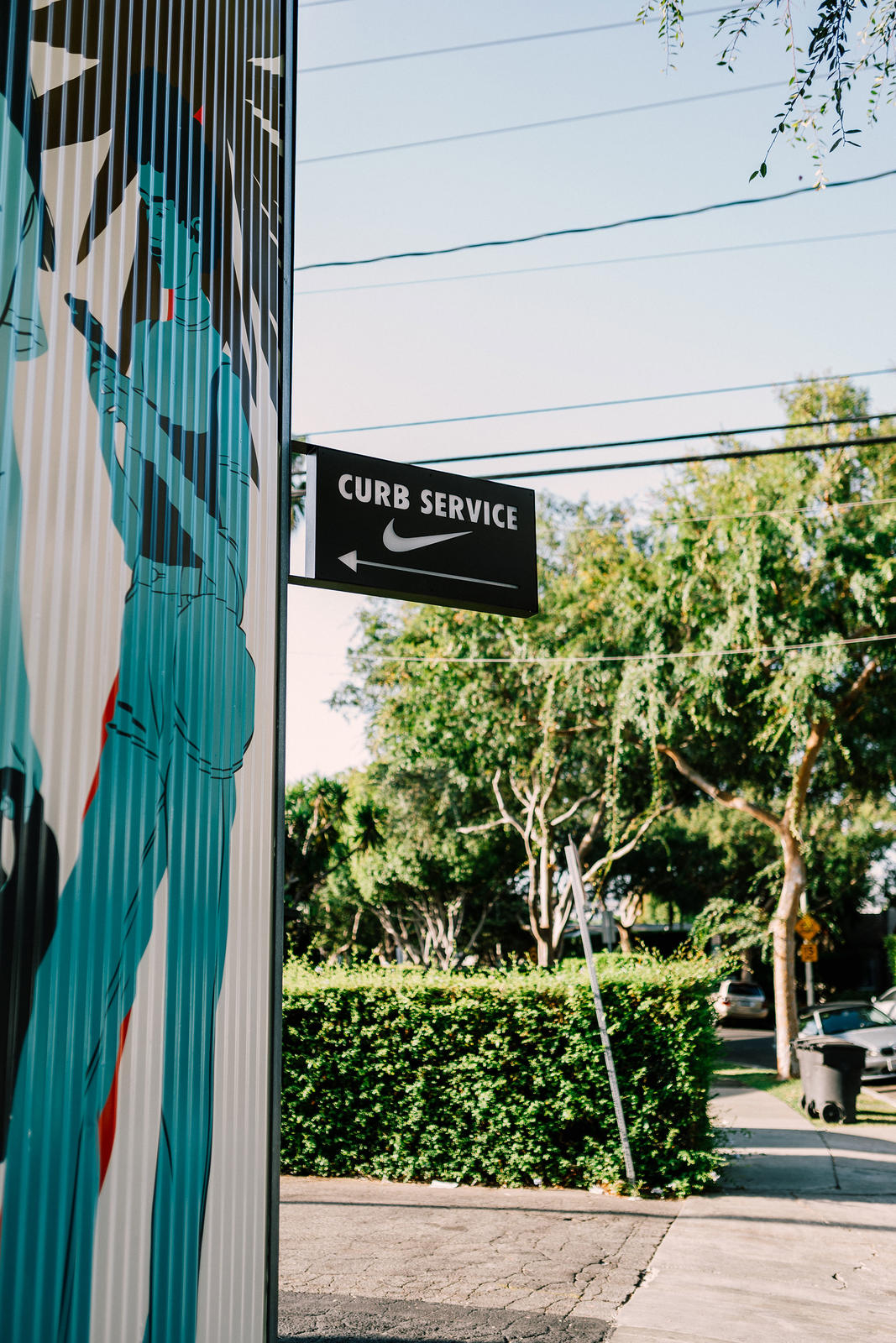 Returns, exchanges or purchases are made easy with curb services. Using Swoosh Text (an SMS messaging system between the shop