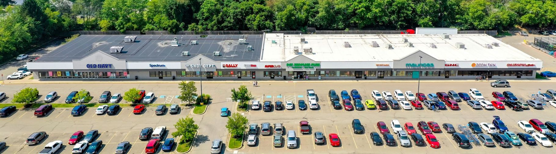 The Shops at Walmart Plaza