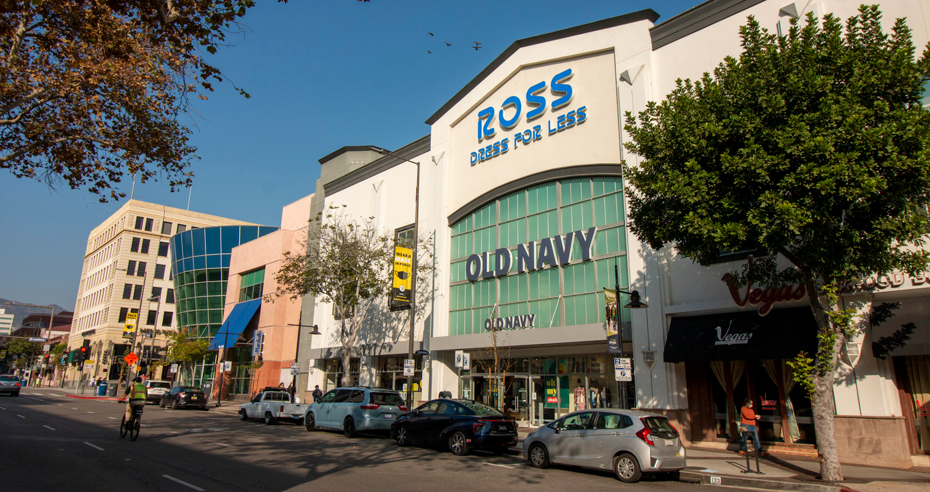 Glendale Marketplace tenants include LA Fitness, HomeGoods, Ross Dress for Less, Five Below, Buffalo Wild Wings, and Old Navy