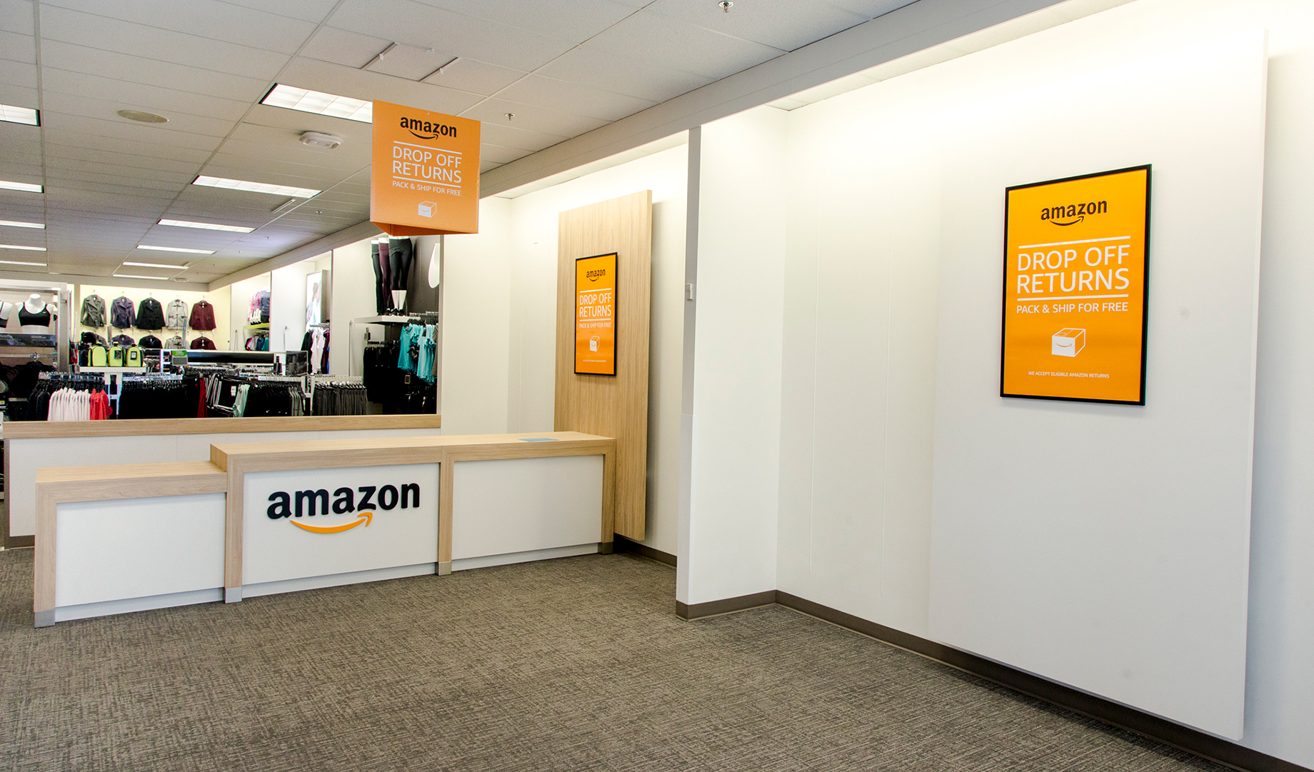 Amazon customers may return online purchases to the Kohl's store in Bucktown, Chicago