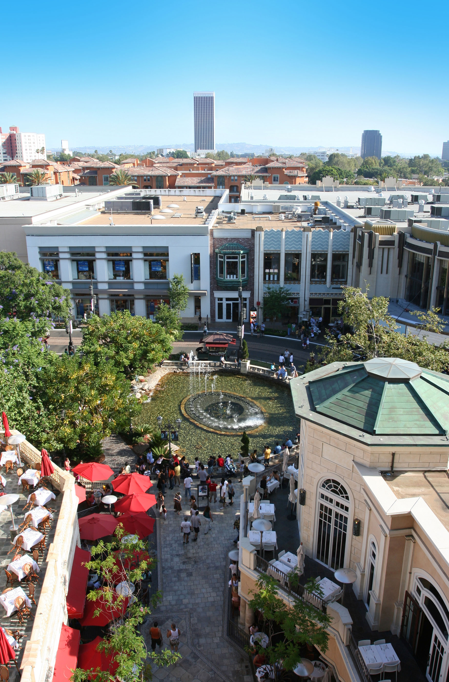 In California, residents have 23.2 square feet of retail space per capita