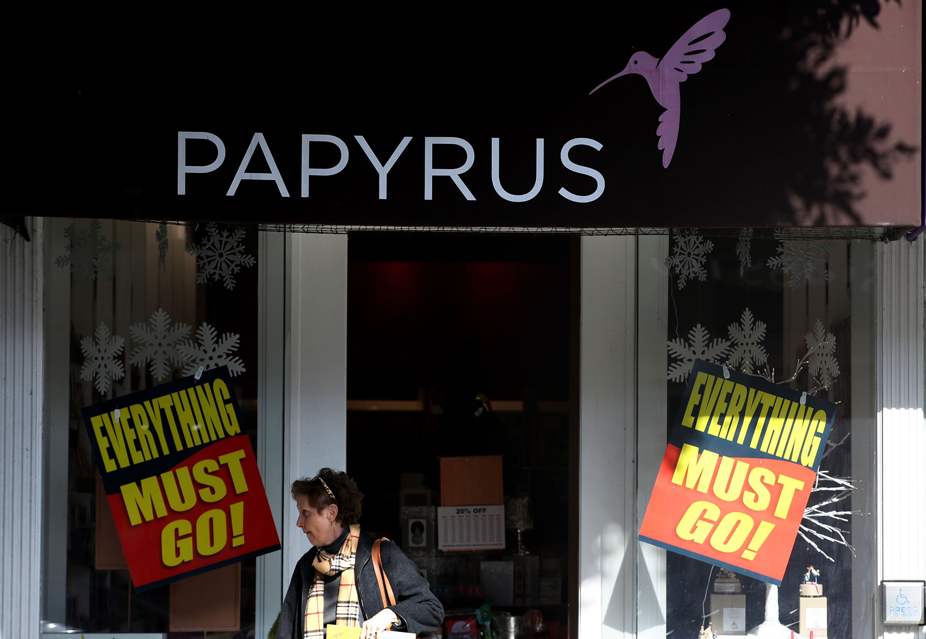 Greeting card and stationery chain Papyrus announced plans to close all 254 store sin January. Competitor Paper Source is pic