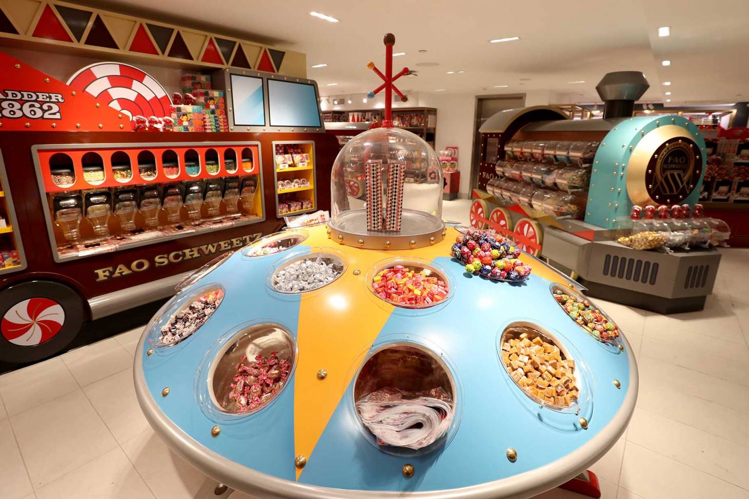fao schwarz petit bon