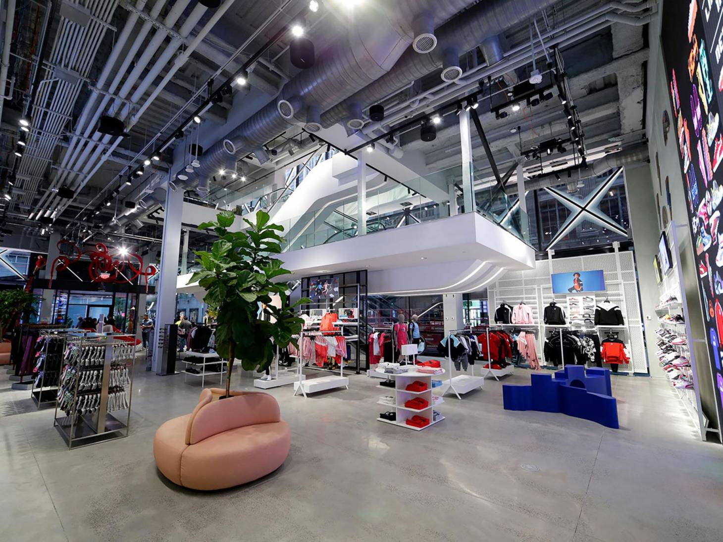puma store in pacific mall subhash nagar