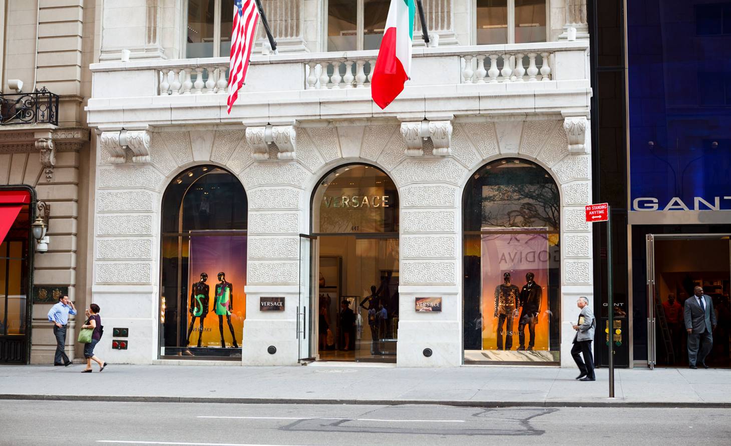 Versace to add 100plus stores in bid to double sales ICSC